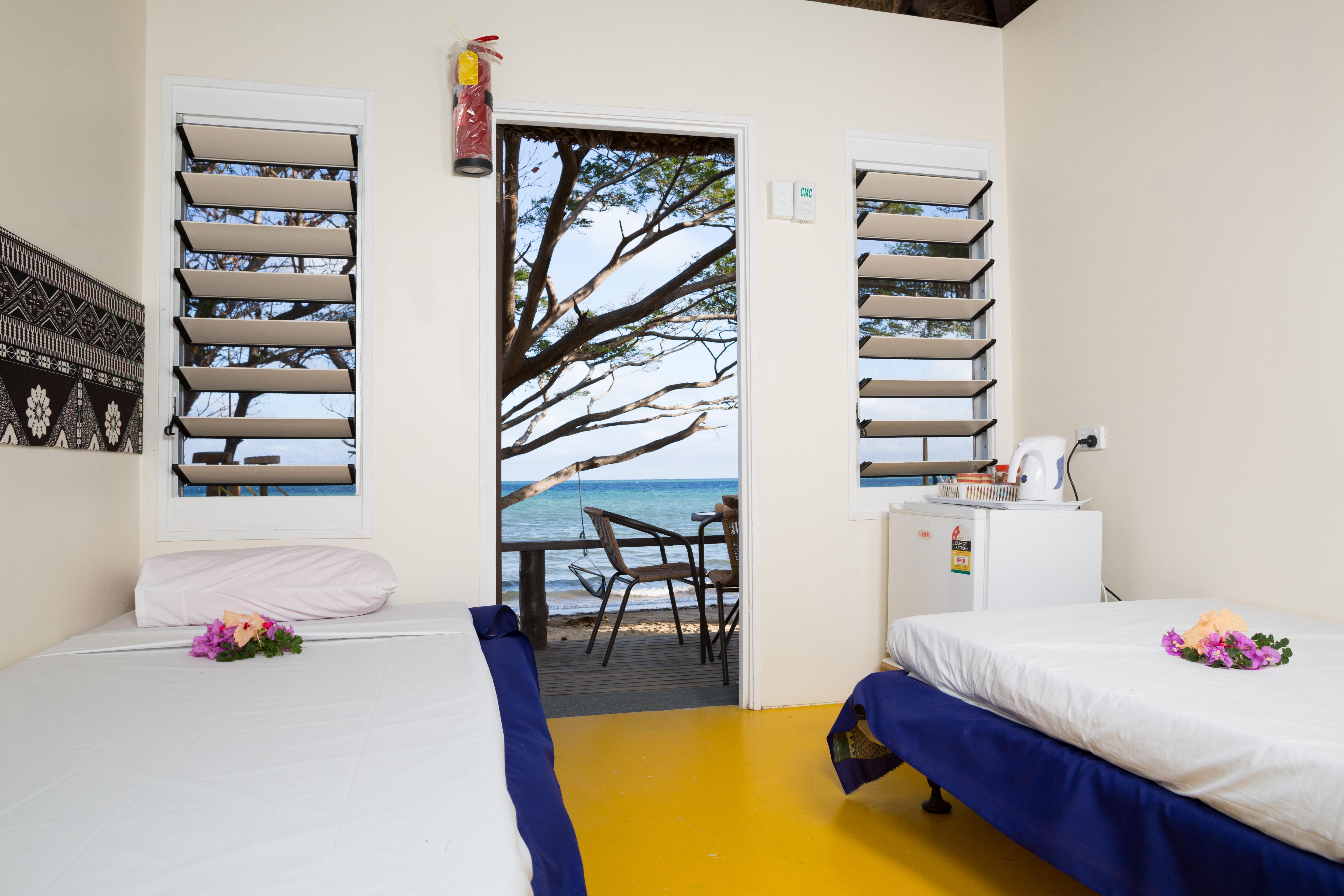 Funky Fish Beach&Surf Resort Solevu Exterior foto