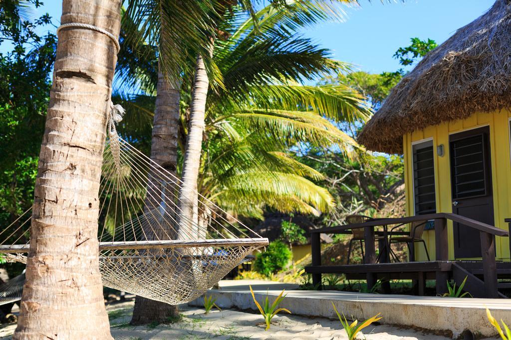 Funky Fish Beach&Surf Resort Solevu Exterior foto